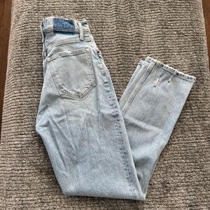 Light Wash Straight Leg High Rise Jeans Distressed Hem Women’s Size 2